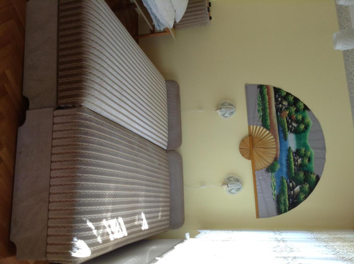 Lukacs Panzio Appartement Zalakaros Buitenkant foto